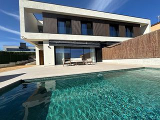 Casa pareada en alquiler en Santa Cristina d'Aro en Santa Cristina d´Aro