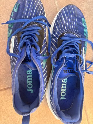 Zapatillas para correr azules talla 42
Joma R3000