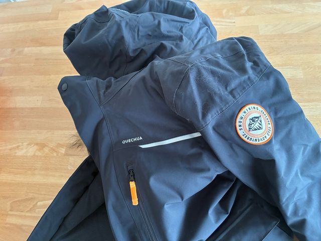 Parka Quechua NH900 Talla L (14-15 anys)