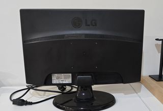 Monitor LG Flatron W2243S 22 Full HD