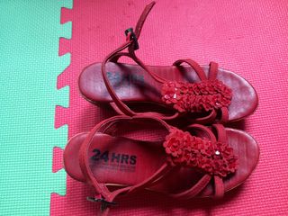 Sandalias 24H Rojas Talla 36