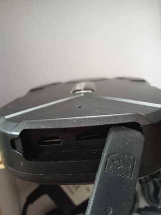 Localizador GPS TKSTAR con cargador coche