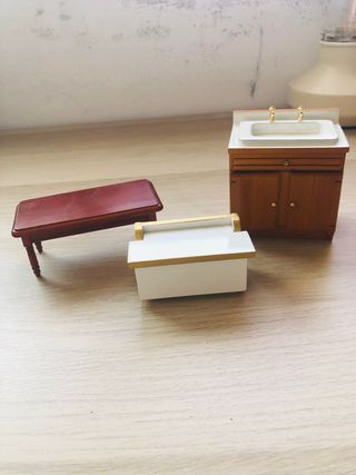 Conjunto mesa y sillas casita de muñecas