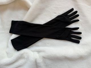 Disfraz capa y guantes negro 