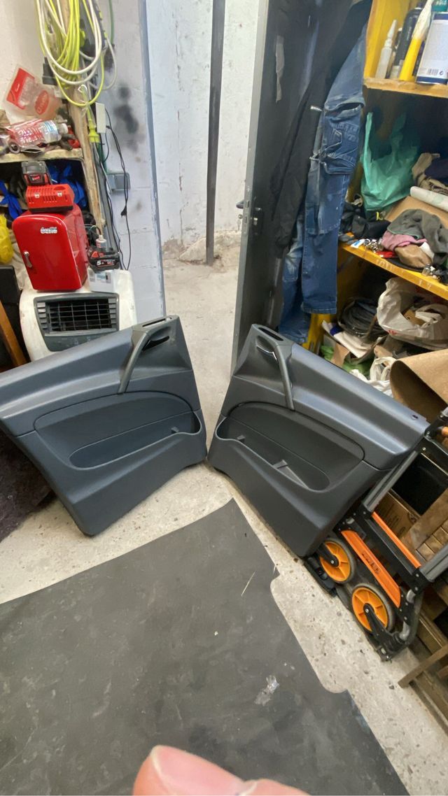 Paneles puertas delanteras Mercedes Vito Viano