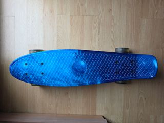 Monopatín Penny Board Azul con Luces LED