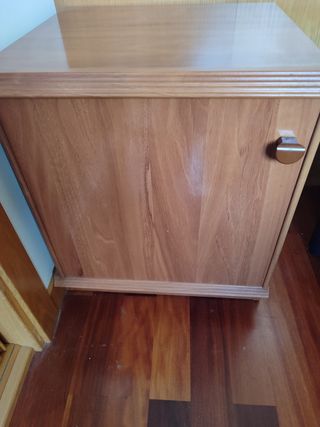 Mesitas de noche madera color cerezo