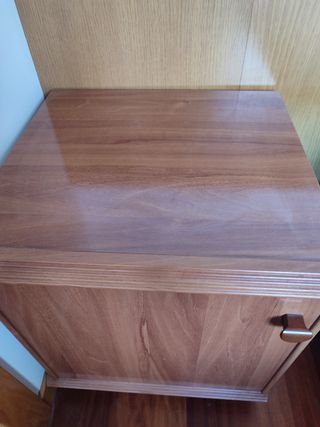 Mesitas de noche madera color cerezo