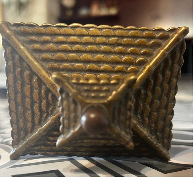 Hucha antigua BANQUE en bronce macizo 
1920-1930