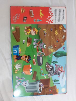 Libro Patrulla Canina Busca y Encuentra tapa dura