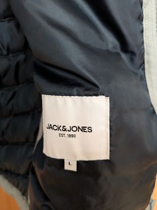Chaqueta acolchada gris chico