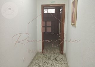 Local comercial en venta en San Ildefonso - Catedral en Jaén