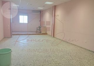 Local comercial en venta en San Ildefonso - Catedral en Jaén