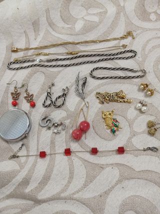 Lote Vintage Collares, Pendientes y pulseras