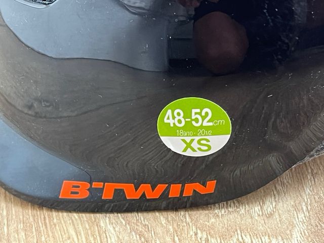 Casco Bicicleta Infantil Naranja y Negro