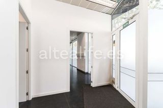 Local comercial en venta en Zona l'Olla en Altea