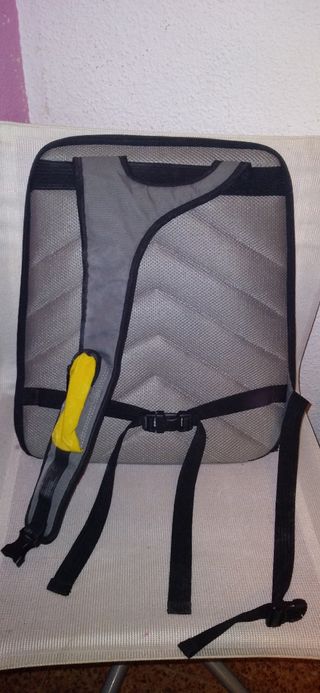 Mochila Portátil SOYTEC Gris y Amarilla