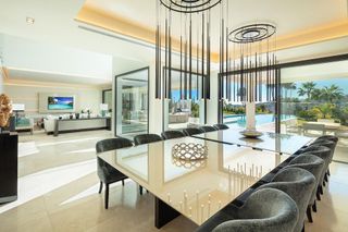 Chalet en alquiler en Los Naranjos - Las Brisas en Marbella