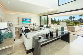 Chalet en alquiler en Los Naranjos - Las Brisas en Marbella