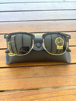Ray-Ban Clubmaster Classic RB3016 G-15 Black/Gold 