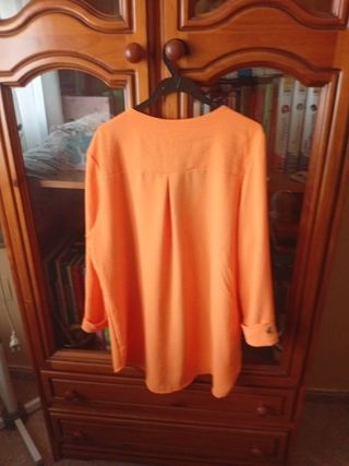 Blusa naranja manga larga