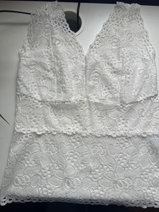 Camiseta blanca de encaje