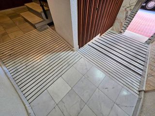 Local comercial en alquiler en Centro en Elche