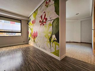Local comercial en alquiler en Centro en Elche