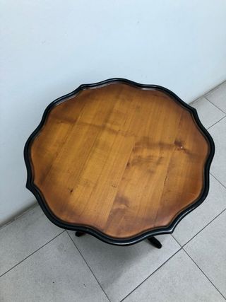 Mesa auxiliar de madera cerezo