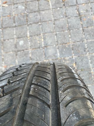 Llanta PSA + Neumático Michelin 195/55 R15
