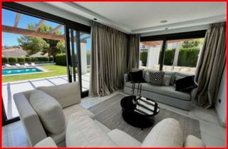 Chalet en alquiler en Los Naranjos - Las Brisas en Marbella