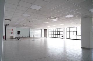 Nave industrial en alquiler en Gran Via del Mar-Zona Universitaria en Castelldefels