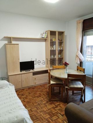 Piso en alquiler en Centro en Ourense