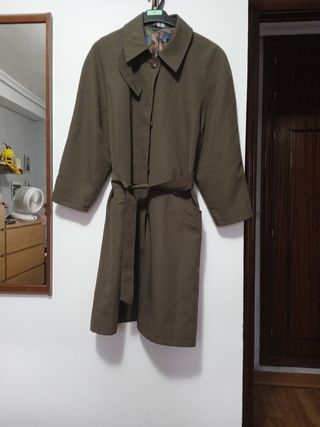 Gabardina marrón talla44