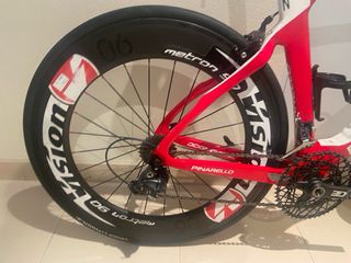 Pinarello Dogma F12 Roja y Blanca