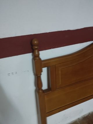 Cabecero de cama de matrimonio de madera