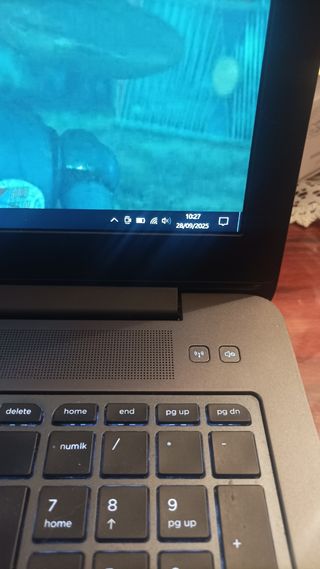 HP ZBook Studio i7 Plata, teclado retroiluminado.