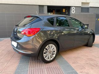 Opel Astra 1.6 Selective