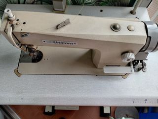 Máquina de coser industrial Unicorn