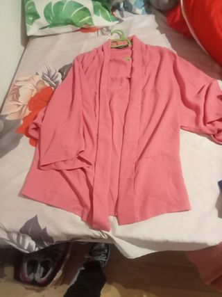 Chaqueta rosa elegante