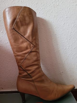 Botas altas de cuero marrones Wonder