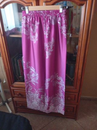 Pantalón estampado rosa y blanco
