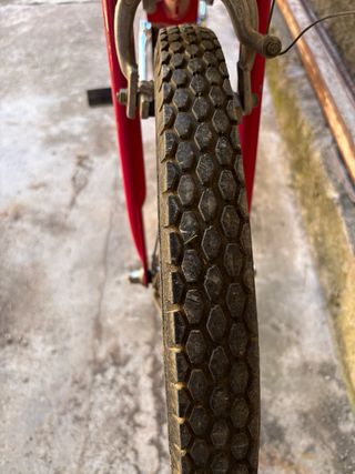 Bicicleta roja infantil Gac Motoretta.