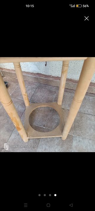 Mesa camilla de madera.