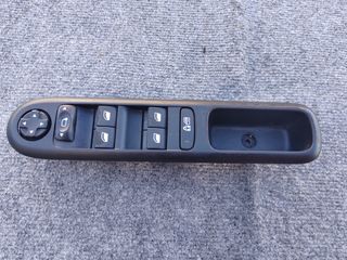 Mando de elevalunas Peugeot 3008
