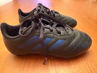 Botas fútbol niño Adidas T31 tacos