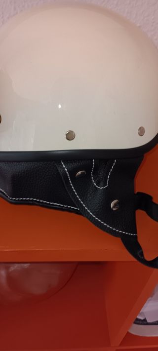 Casco Moto Retro Blanco con Visera