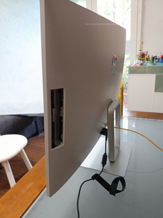 HP Pavilion All-in-One 27 PC