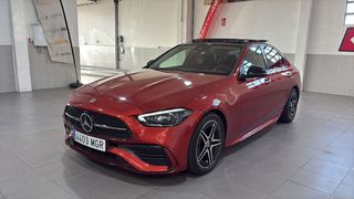 Mercedes Clase C C 200 D AMG Line Premium Plus ROJO PATAGONIA METALIZADO (DESIGNO