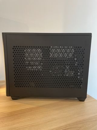 Caja PC ordenador Cooler Master NR200 Mini ITX SFF